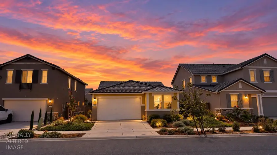 12802 Knightsbrook Avenue, Rancho Cordova, CA 95742 - #2
