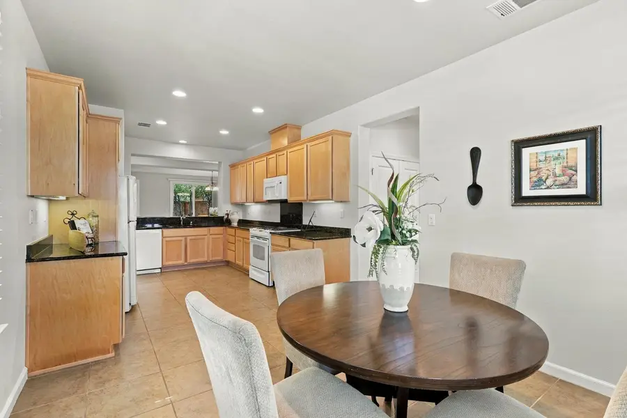 9866 Sheffield Way, Elk Grove, CA 95757 - #2