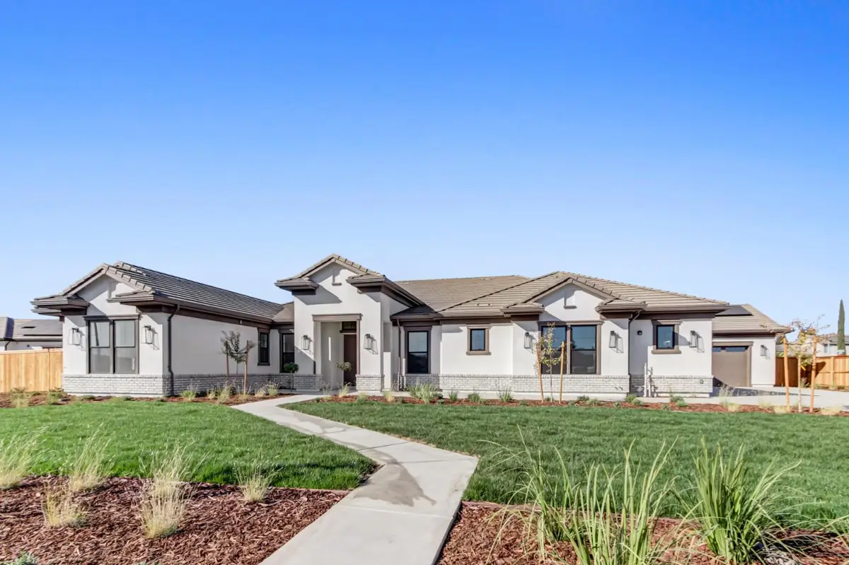 3826 Gray Pine Court, West Sacramento, CA 95691 - #1
