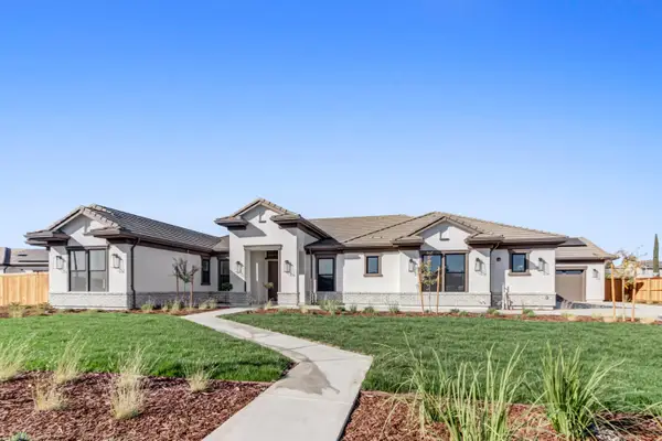 3826 Gray Pine Court, West Sacramento, CA 95691