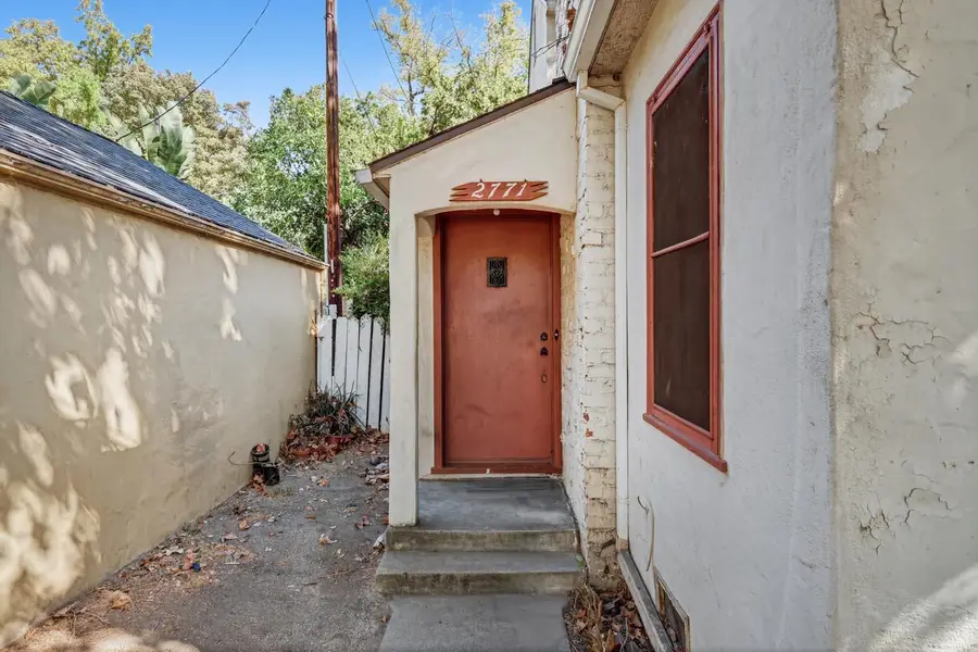 2771 18th Street, Sacramento, CA 95818 - #3