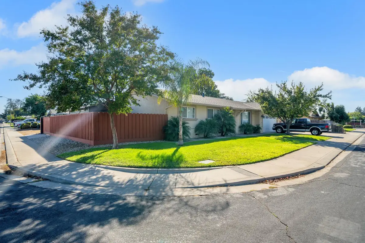 594 Parkwood Drive, Manteca, CA 95336 - #1