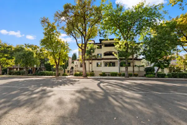 225 B Street #32, Davis, CA 95616