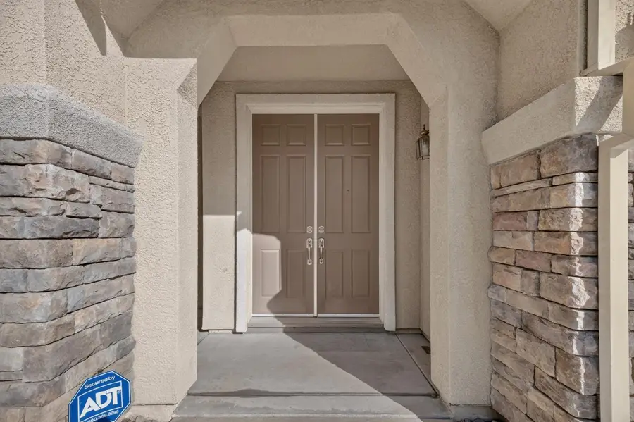 3008 Caden Drive, Modesto, CA 95355 - #3