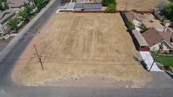 2350 Wyda Way, Sacramento, CA 95825