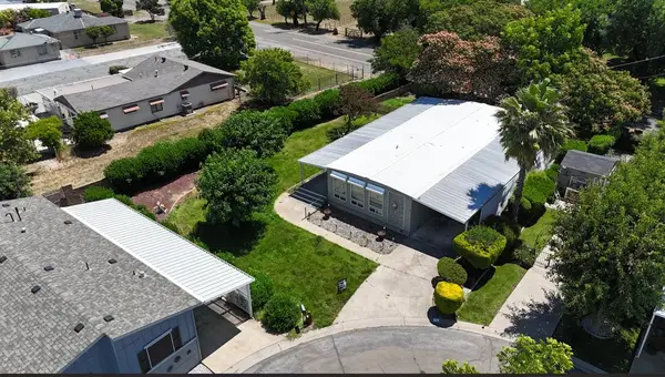 1 Casa Grande Dr, Red Bluff, CA 96080