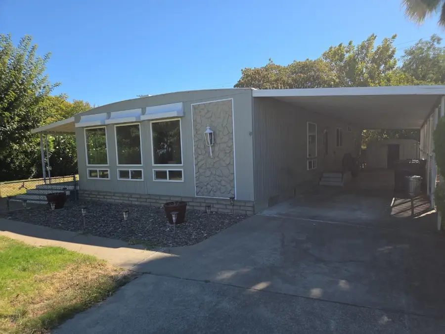 1 Casa Grande Dr, Red Bluff, CA 96080 - #2