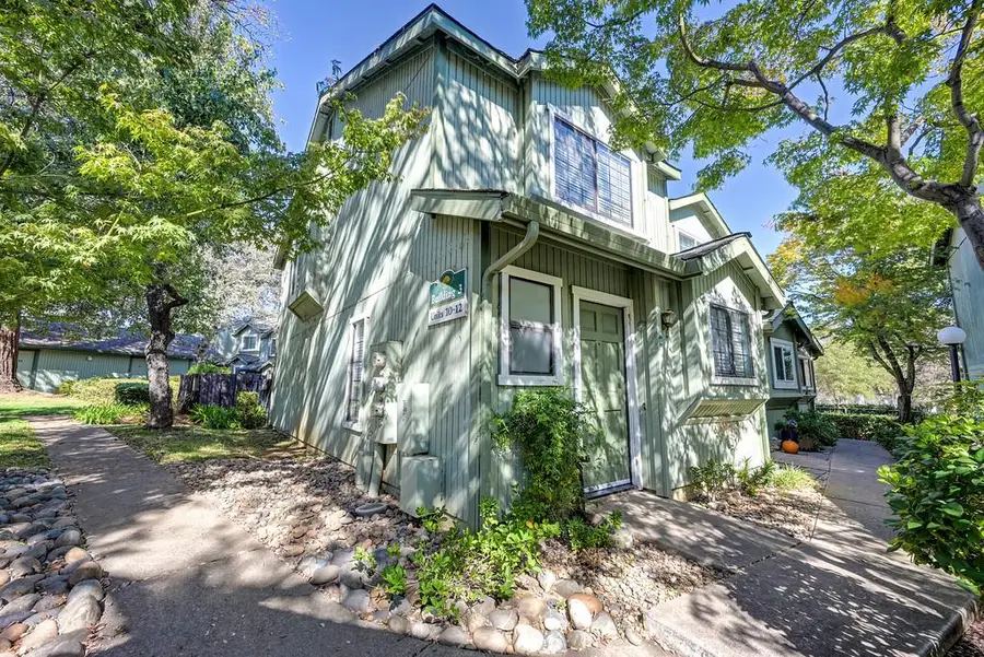 3133 Cambridge Road, Cameron Park, CA 95682 - #3