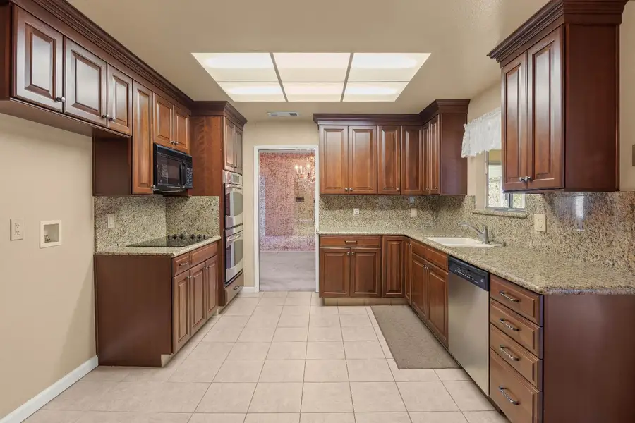 8003 Independence Avenue, Stockton, CA 95209 - #3
