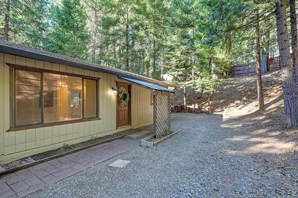 3386 Sly Park Road, Pollock Pines, CA 95726
