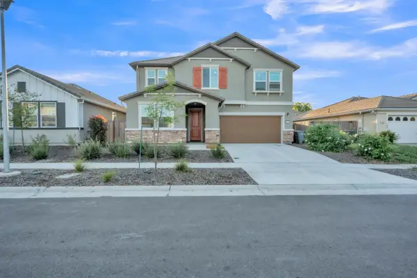 1630 W Stepney Way, Plumas Lake, CA 95961
