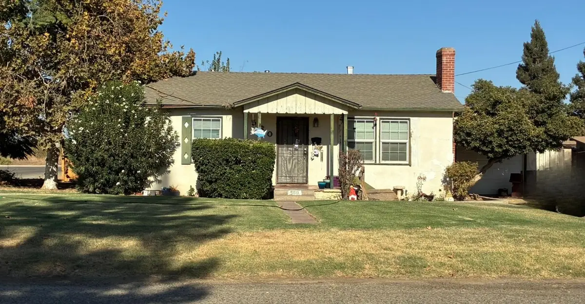560 N 2nd Street, Chowchilla, CA 93610 - #1