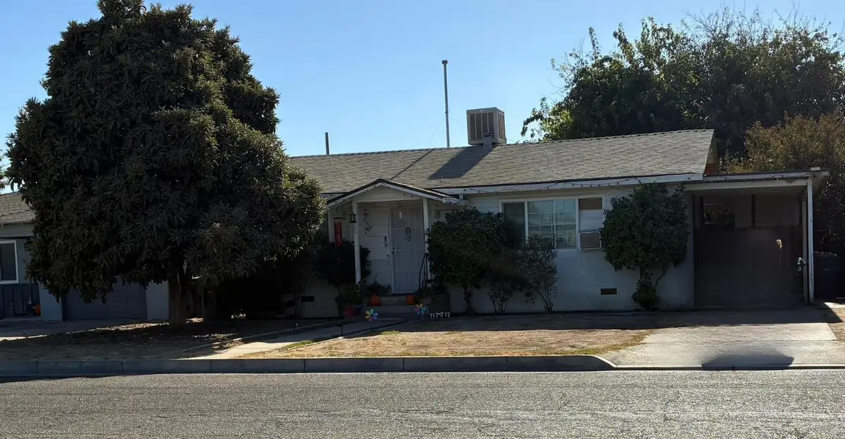 435 N 1st Street, Chowchilla, CA 93610 - #1