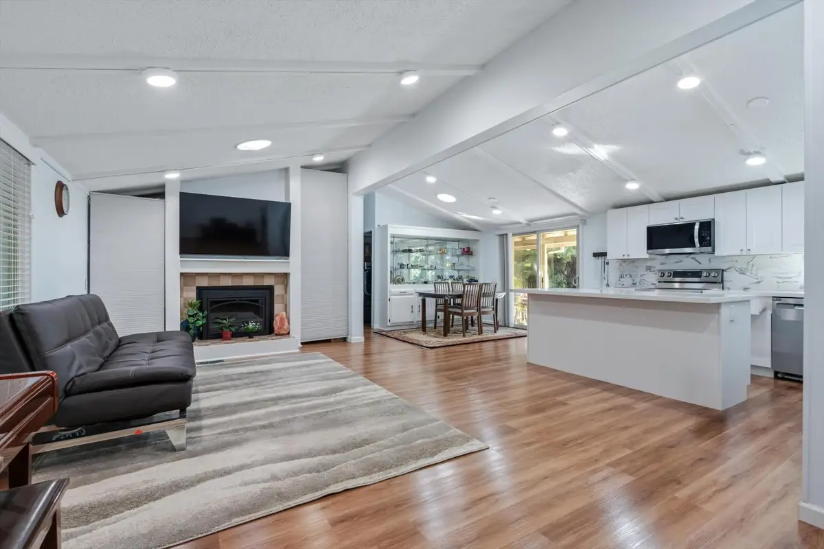 1201 Monument Blvd #11, Concord, CA 94520 - #1