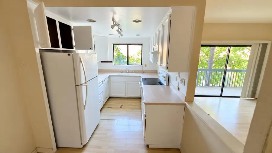 8729 Mountain Boulevard #23, Oakland, CA 94605 - #3