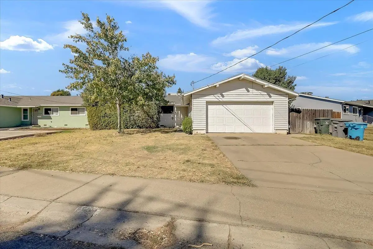 529 Main Street, Yuba City, CA 95991 - #1
