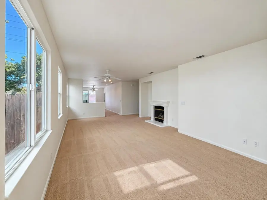 8888 Billfish Way, Sacramento, CA 95828 - #3