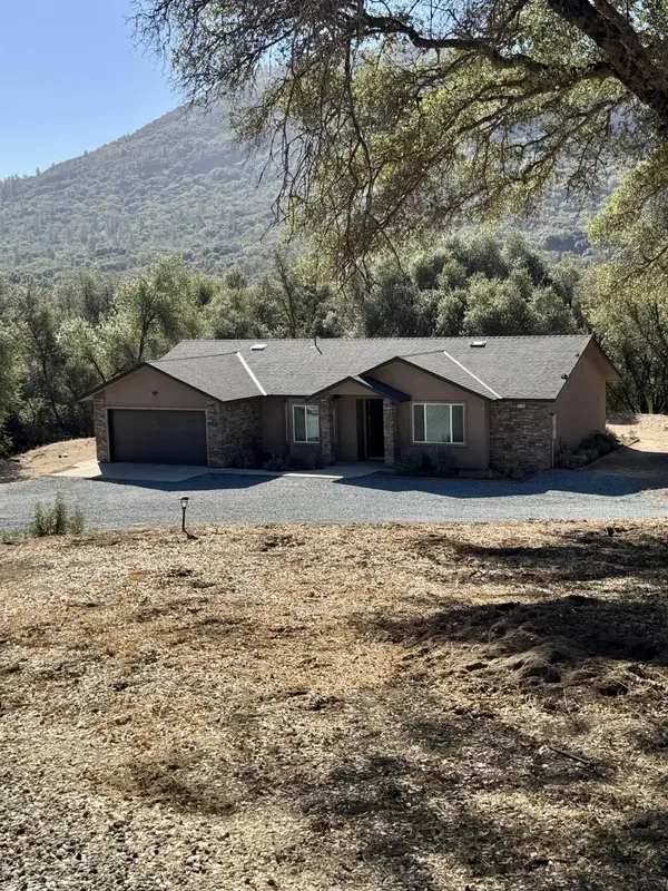 40796 Highway 49, Oakhurst, CA 93644