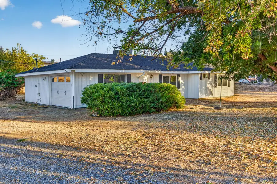 1823 S Petersburg Road, Valley Springs, CA 95252 - #2