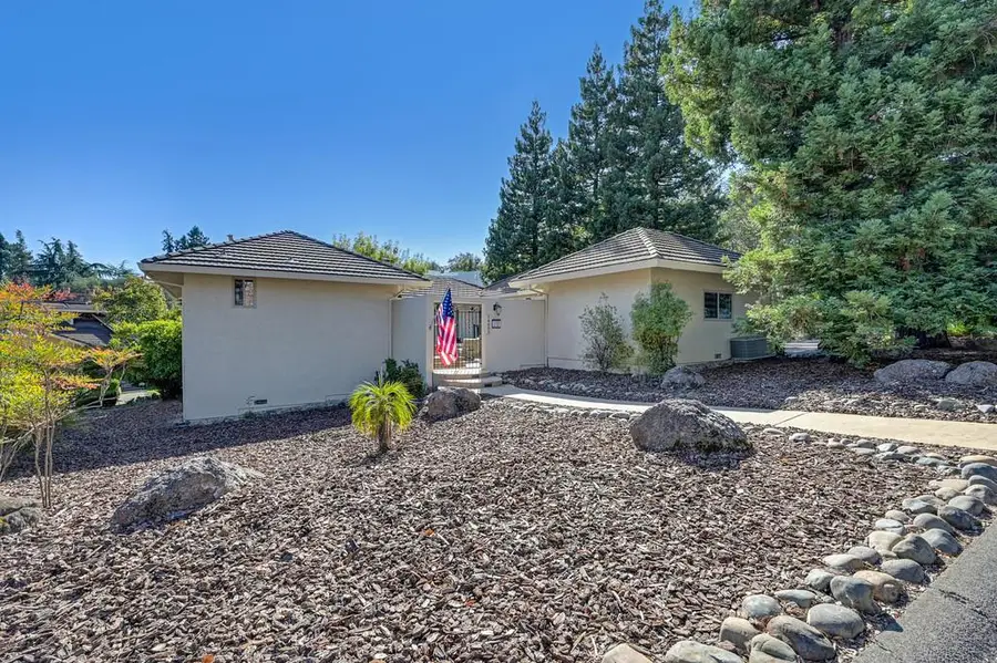 14605 Guadalupe Drive, Rancho Murieta, CA 95683 - #2