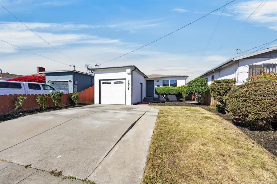 2821 Florida Avenue, Richmond, CA 94804 - #2