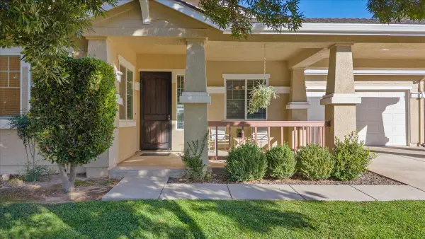 723 Almondcrest Court, Oakdale, CA 95361