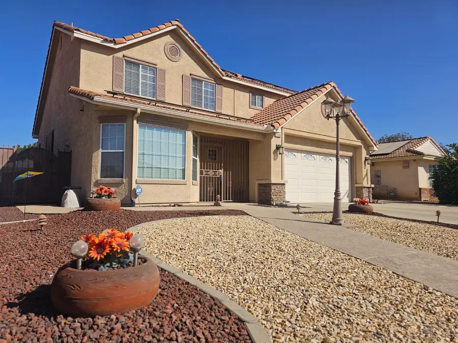 2335 Judith Way, Madera, CA 93637 - #2