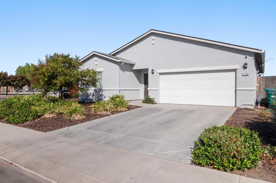 1208 S Osprey Court, Stockton, CA 95215 - #3