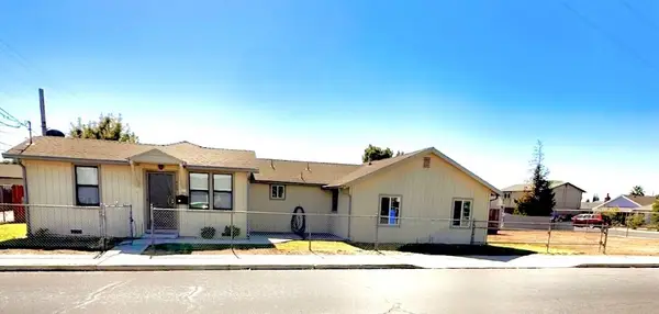 420 W North Street, Manteca, CA 95336
