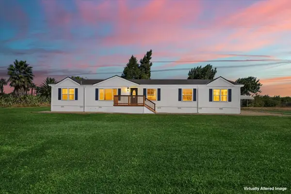 15556 Sycamore Avenue, Patterson, CA 95363