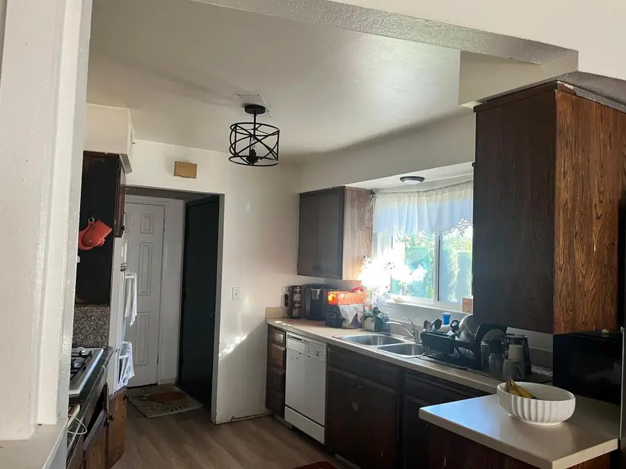 7041 Flamingo Way, Sacramento, CA 95828 - #3