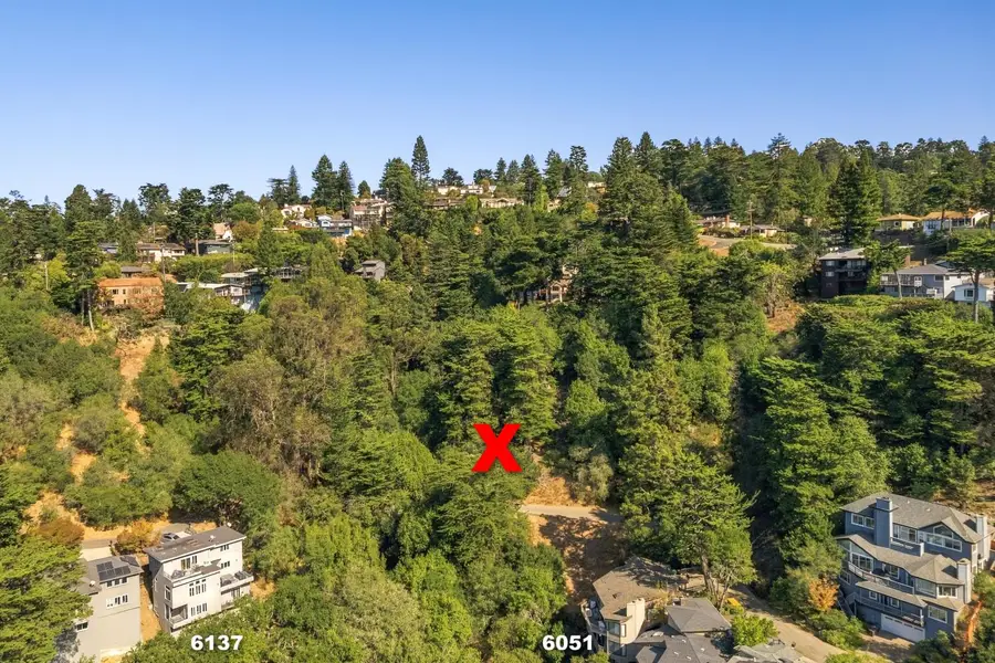 6090 Girvin Drive, Oakland, CA 94611 - #2