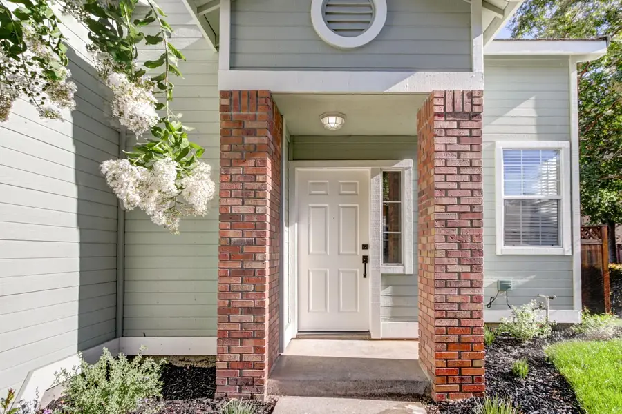 8228 Woods Edge Lane, Elk Grove, CA 95758 - #3