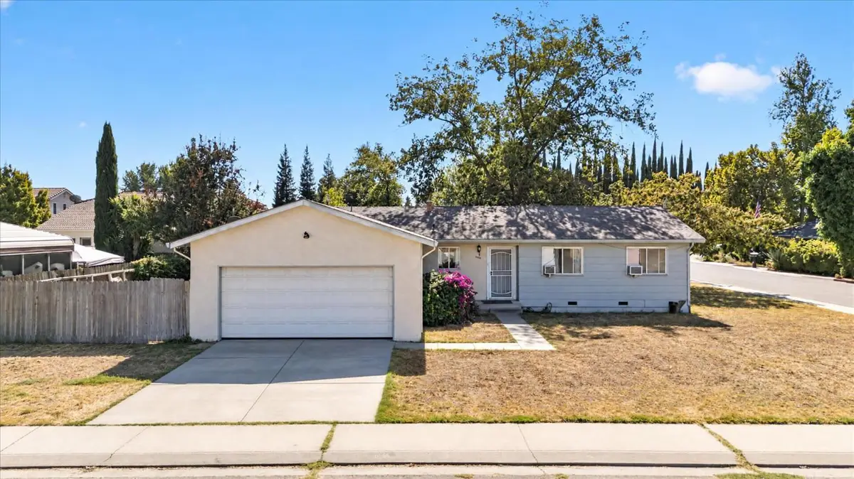 4900 Glenmoor Way, Denair, CA 95316 - #1