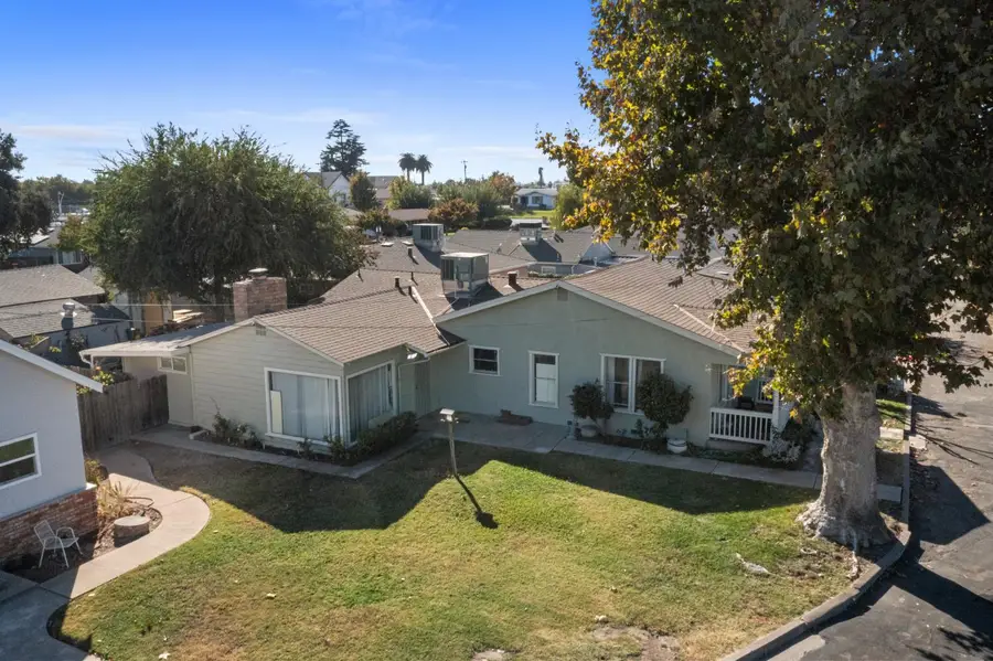 3336 Riverside Drive, Riverbank, CA 95367 - #3