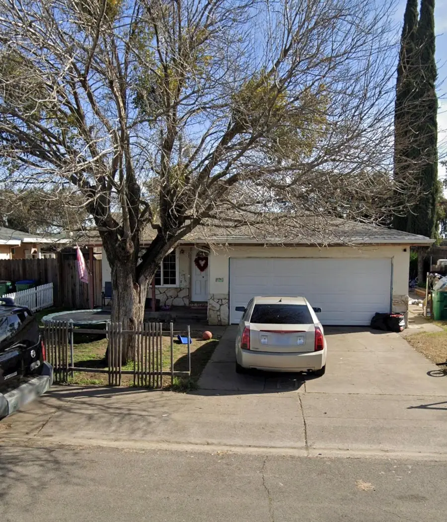 850 Woodrow Street, Lodi, CA 95240 - #3