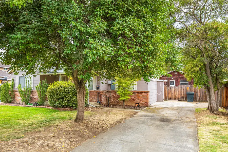 920 Vine Avenue, Roseville, CA 95678 - #2