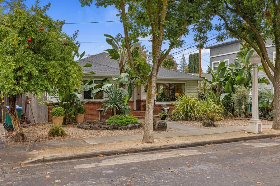 116 N Rose Street, Lodi, CA 95240 - #2