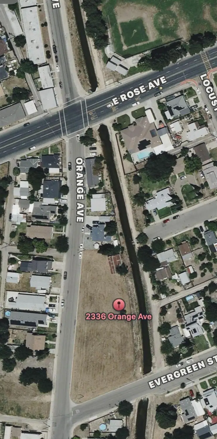 2336 Orange Avenue, Selma, CA 93662 - #2