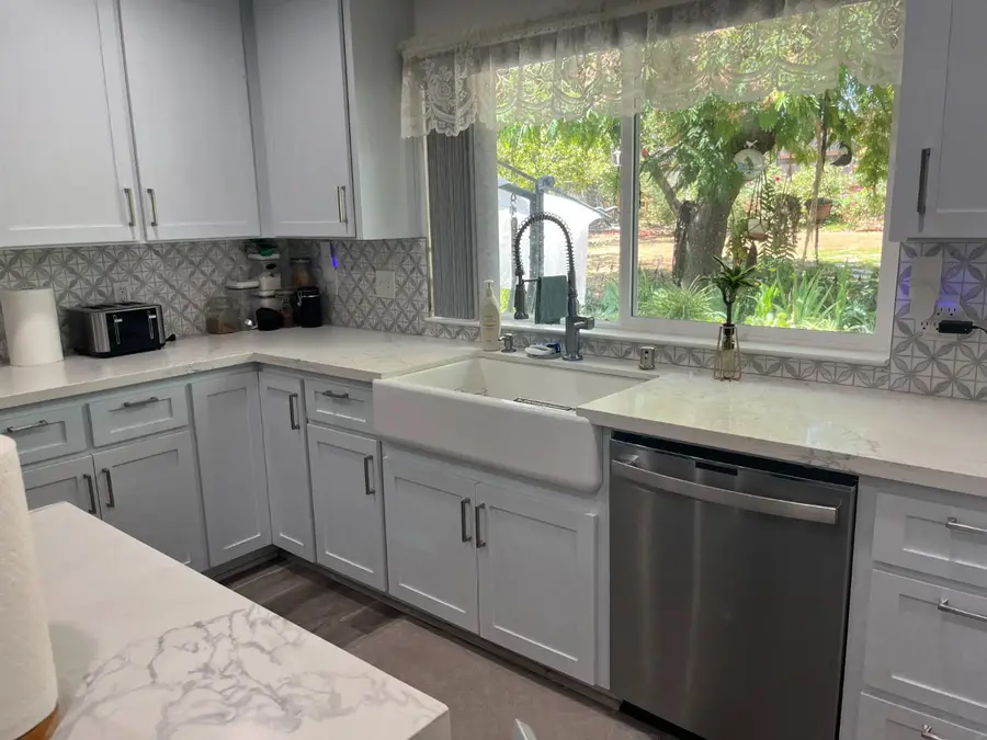 215 E Sierra View Drive, Jackson, CA 95642 - #2