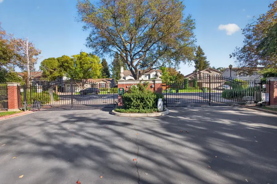 4008 Spindrifter Lane, Elk Grove, CA 95758 - #2