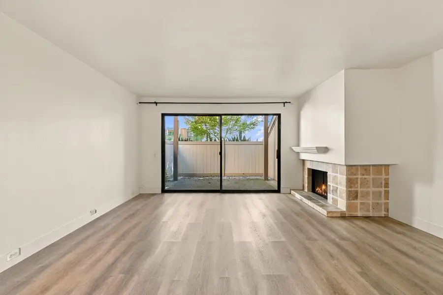 512 Woodside Oaks #7, Sacramento, CA 95825 - #3