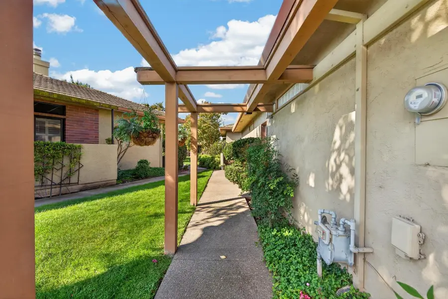 2451 Macarthur Parkway, Lodi, CA 95242 - #3