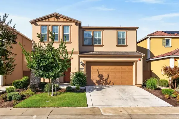 10532 Tenor Way, Elk Grove, CA 95757