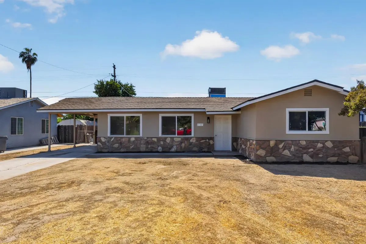 27366 Parkwood Avenue, Madera, CA 93637 - #1