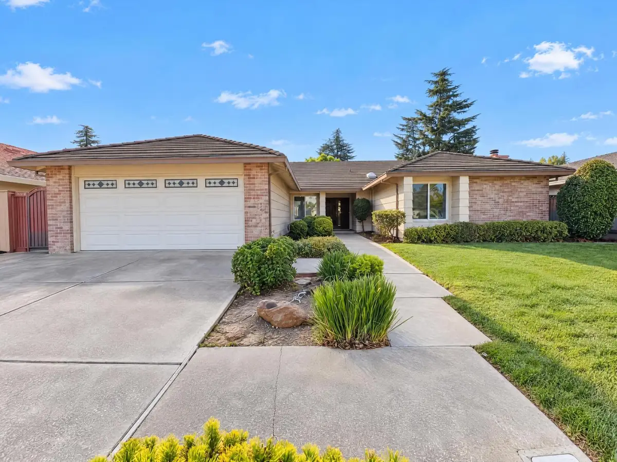 2442 Meadow Lake Drive, Stockton, CA 95207 - #1