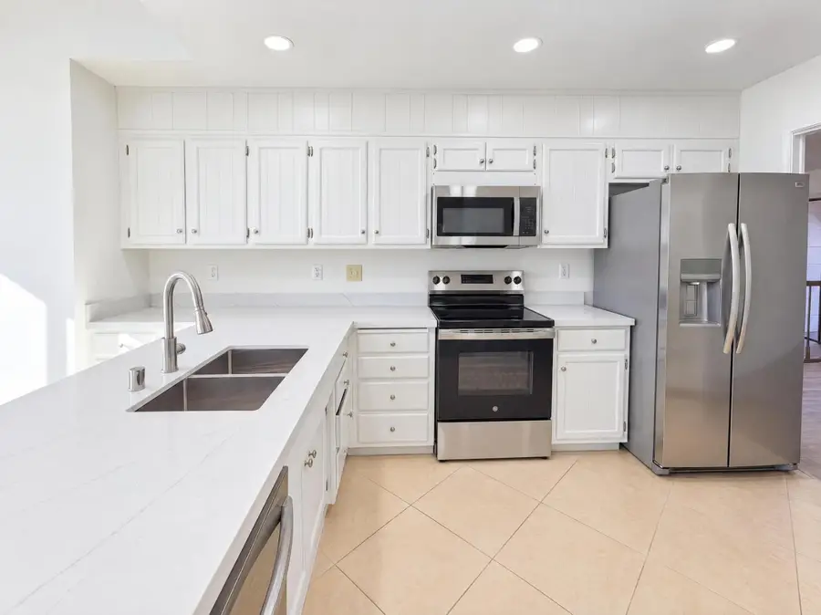 2442 Meadow Lake Drive, Stockton, CA 95207 - #2