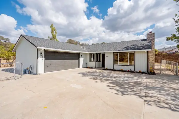 2537 Holmquist Lane, Valley Springs, CA 95252