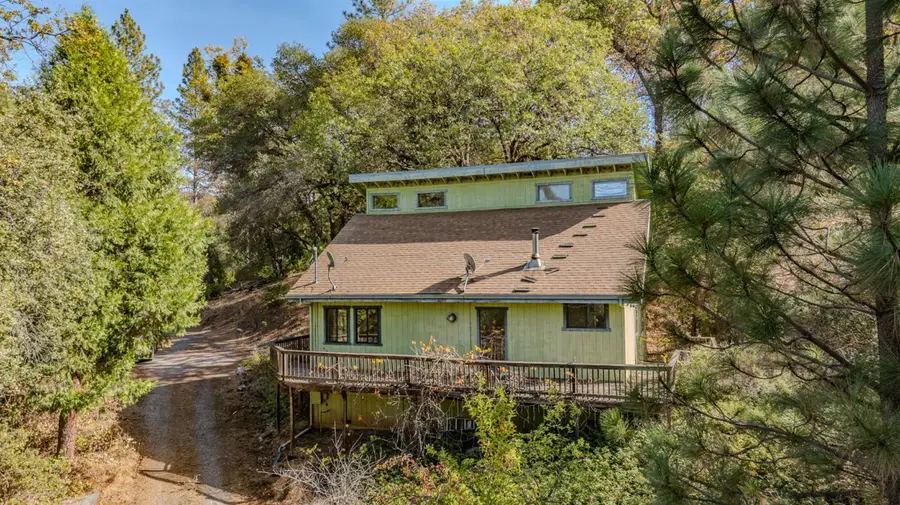5890 Michel Road, Mountain Ranch, CA 95246 - #2