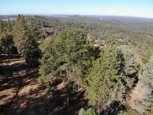 8 No Mine Road, Somerset, CA 95684